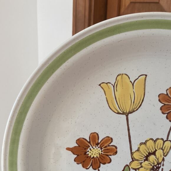 Vintage Country Casual 12” Round Serving Platter - Picture 6 of 9